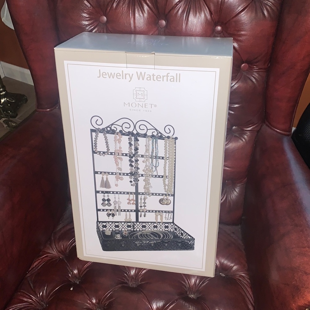 Jewelry organizer